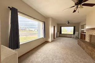 402 E 2nd St, Superior, WI 54880 - Photo 16