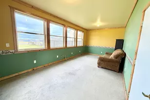 402 E 2nd St, Superior, WI 54880 - Photo 8