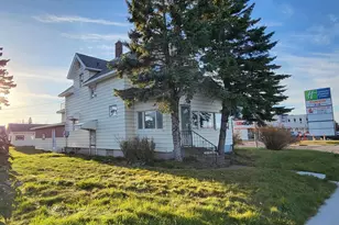 202 E 2nd St, Superior, WI 54880 - Photo 4