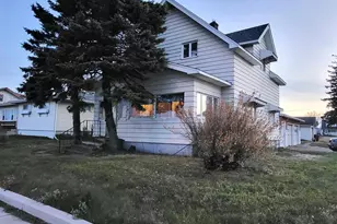 202 E 2nd St, Superior, WI 54880 - Photo 2