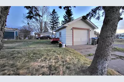 202 E 2nd St, Superior, WI 54880 - Photo 10