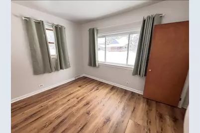 608 W 3rd St, Washburn, WI 54814 - Photo 12