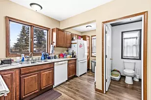 2402 Banks Ave, Superior, WI 54880 - Photo 18