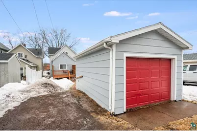 1810 Lackawanna Ave, Superior, WI 54880 - Photo 16