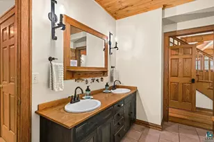 4822 Tri Lakes Rd, Superior, WI 54880 - Photo 18