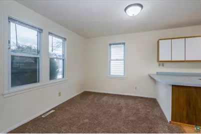 1715 Iowa Ave, Superior, WI 54880 - Photo 12
