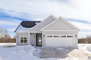 22 Spartan Cir Dr, Superior, WI 54880 - Photo 2