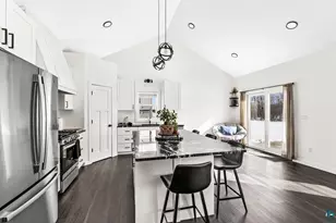 22 Spartan Cir Dr, Superior, WI 54880 - Photo 6