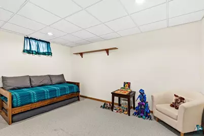 2020 E 11th St, Superior, WI 54880 - Photo 26