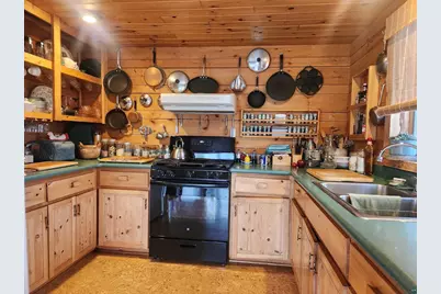 332 N 1st St, Bayfield, WI 54814 - Photo 10