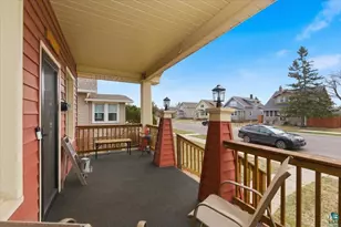 11 B Hayes Ct, Superior, WI 54880 - Photo 4