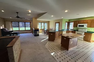 502 Spring Creek Creek, , WI 53913 - Photo 8