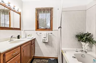 1708 8th St, Superior, WI 54880 - Photo 30