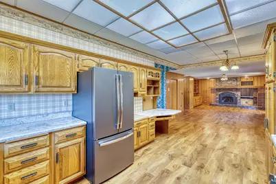 1404 10th St, Superior, WI 54880 - Photo 4