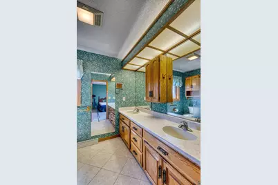 1404 10th St, Superior, WI 54880 - Photo 34