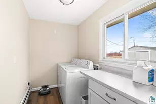 63 7th St, Superior, WI 54880 - Photo 12