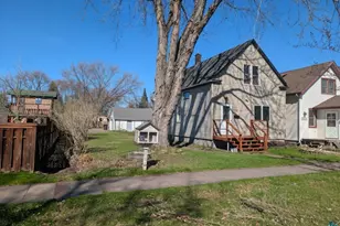3713 3rd St, Superior, WI 54880 - Photo 2