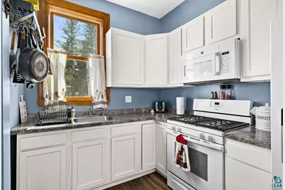 1211 Weeks Ave, Superior, WI 54880 - Photo 12