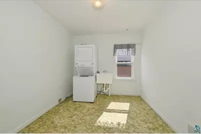 3019 N 21st St, Superior, WI 54880 - Photo 8