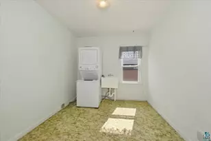 3019 N 21st St, Superior, WI 54880 - Photo 8