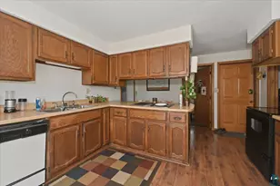 2811 E 3rd St, Superior, WI 54880 - Photo 20