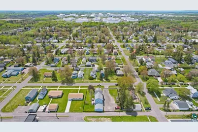 2811 E 3rd St, Superior, WI 54880 - Photo 10