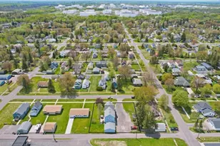 2811 E 3rd St, Superior, WI 54880 - Photo 10