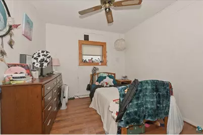 2811 E 3rd St, Superior, WI 54880 - Photo 18