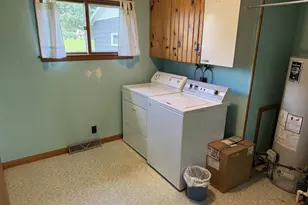 111 E 7th St, Washburn, WI 54891 - Photo 18