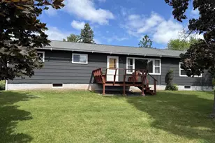 111 E 7th St, Washburn, WI 54891 - Photo 24