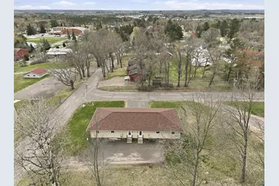 916-918 Michigan St, Spooner, WI 54801 - Photo 4
