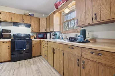 916-918 Michigan St, Spooner, WI 54801 - Photo 10