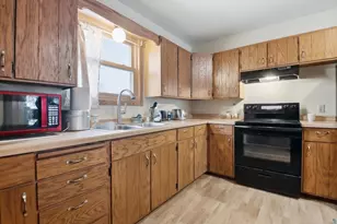 916-918 Michigan St, Spooner, WI 54801 - Photo 24