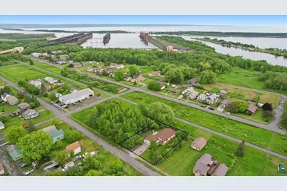 4119 E 1st St, Superior, WI 54880 - Photo 18