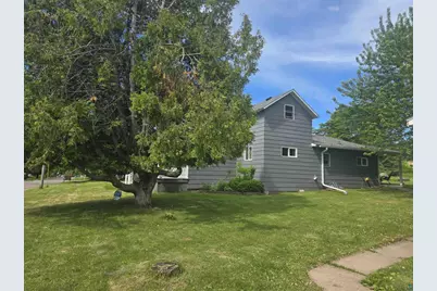 311 E 6th St, Washburn, WI 54891 - Photo 4