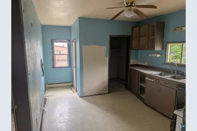 619 Weeks Ave, Superior, WI 54880 - Photo 10