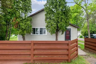 332 W Pine St, Washburn, WI 54891 - Photo 2