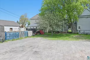 2009 Hughitt Ave, Superior, WI 54880 - Photo 6