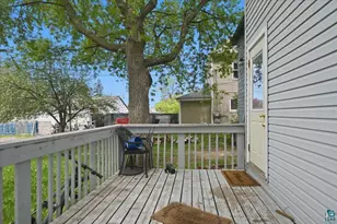 2011 Hughitt Ave, Superior, WI 54880 - Photo 6