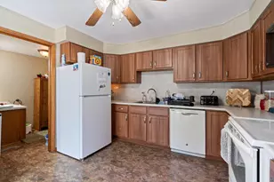 2021 Ohio Ave, Superior, WI 54880 - Photo 8