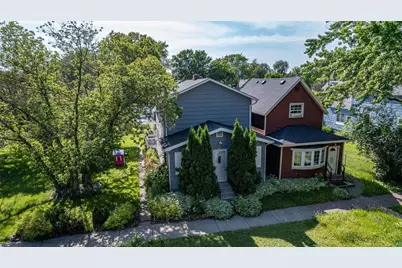 2021 Ohio Ave, Superior, WI 54880 - Photo 2