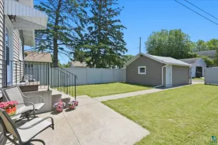 920 N 21st St, Superior, WI 54880 - Photo 16