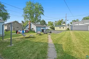 2818 E 3rd St, Superior, WI 54880 - Photo 14