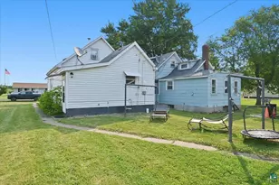 2818 E 3rd St, Superior, WI 54880 - Photo 18
