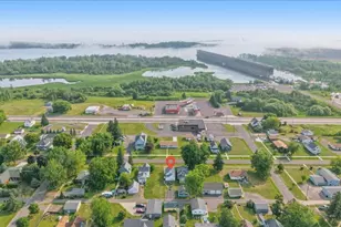 2818 E 3rd St, Superior, WI 54880 - Photo 16