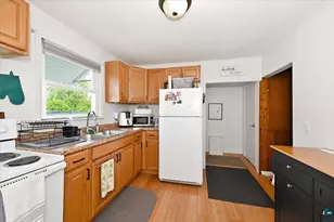 2818 E 3rd St, Superior, WI 54880 - Photo 8