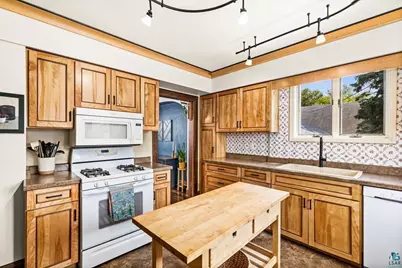 2220 Wyoming Ave, Superior, WI 54880 - Photo 16