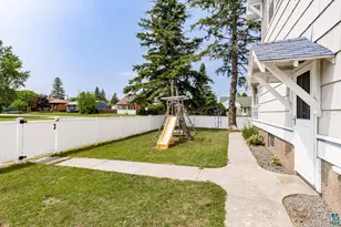 2220 Wyoming Ave, Superior, WI 54880 - Photo 46