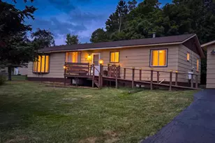 407 E 6th St, Washburn, WI 54891 - Photo 2