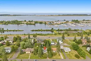 1205 E 3rd St, Superior, WI 54880 - Photo 16